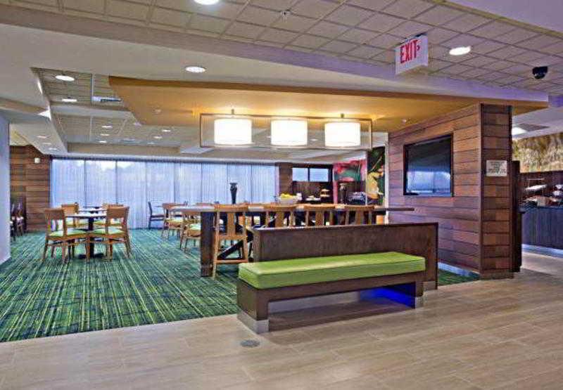 Fairfield Inn & Suites By Marriott Валдоста Экстерьер фото