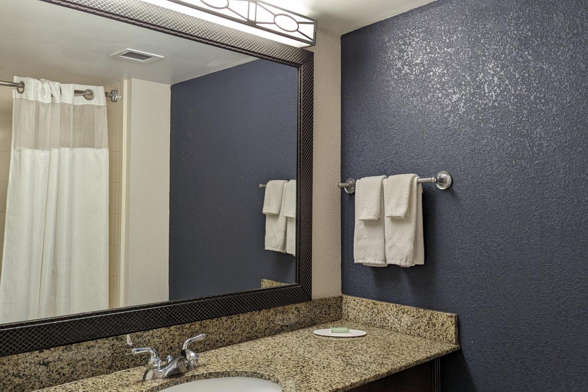 Fairfield Inn & Suites By Marriott Валдоста Экстерьер фото